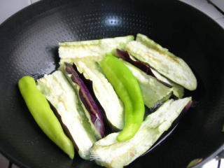 酱焖茄子的做法步骤：4