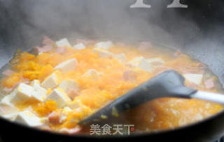 鲜虾豆腐红薯煲的做法步骤：2