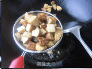 青笋素鸡丁的做法步骤：2