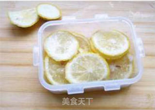 柠檬红茶的做法步骤：2