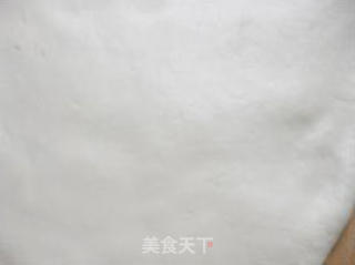 腊肠批萨的做法步骤：3