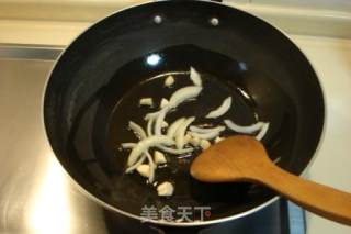 焗海鲜饭的做法步骤：2