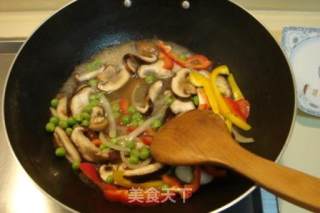焗海鲜饭的做法步骤：2