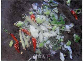 红烧小公鸡的做法步骤：2