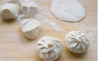 茄干包子的做法步骤：2