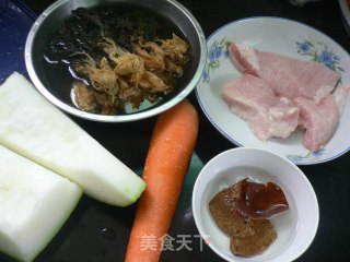菜干萝卜瘦肉汤的做法步骤：2