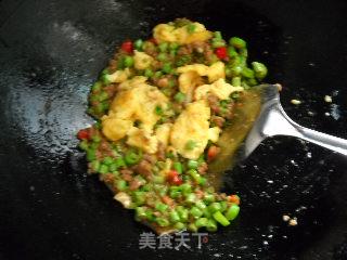 豇豆肉末炒蛋的做法步骤：2