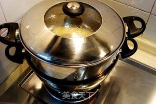美味营养大面包的做法步骤：4