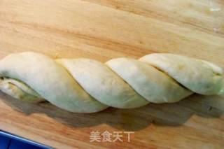 美味营养大面包的做法步骤：4