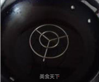 排骨蒸猪肠粉的做法步骤：3