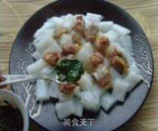 排骨蒸猪肠粉的做法步骤：3
