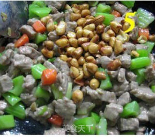 蚝油牛肉粒的做法步骤：4