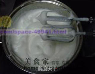 无油酸奶戚风的做法步骤：2