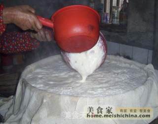 豆腐是怎样做成的？的做法步骤：2
