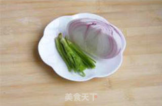 小土豆焖牛肉的做法步骤：2