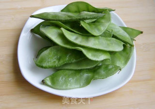 扁豆丝炒肉的做法步骤：2