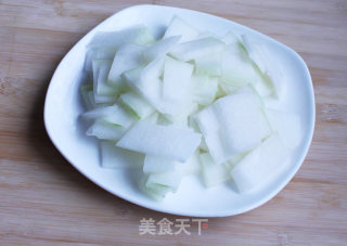 虾皮冬瓜的做法步骤：2