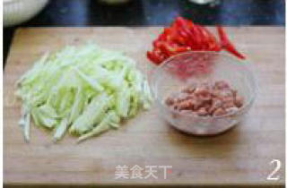 嫩南瓜炒里脊的做法步骤：3