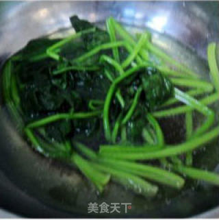 菠菜鸡蛋饼的做法步骤：4
