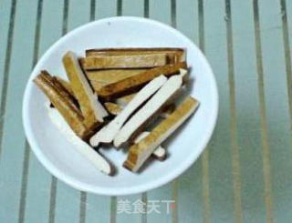 客家小炒的做法步骤：3
