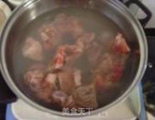 黄豆玉米猪骨粥的做法步骤：2