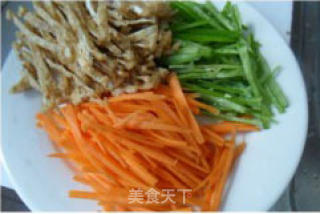 川味油辣子炒三丝的做法步骤：3
