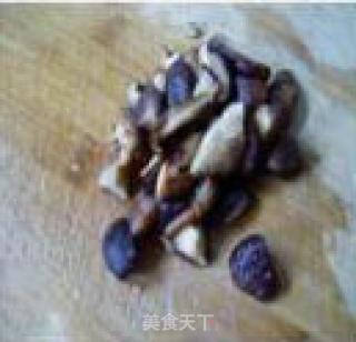 鱿鱼皮蛋大杂烩的做法步骤：2