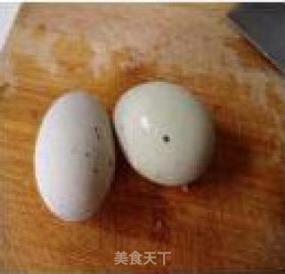 鱿鱼皮蛋大杂烩的做法步骤：2