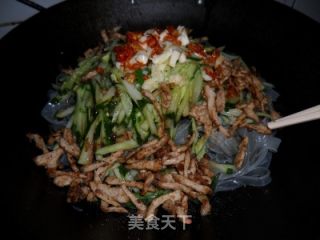 凉拌薯粉条的做法步骤：4