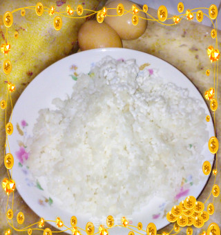美味什锦炒饭的做法步骤：2