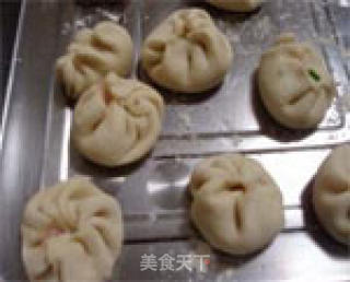 小笼灌汤包的做法步骤：2