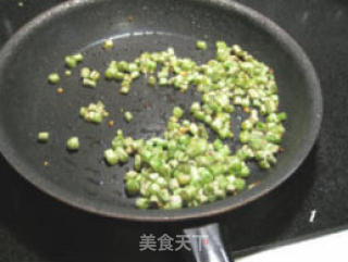 豆角煎蛋的做法步骤：2