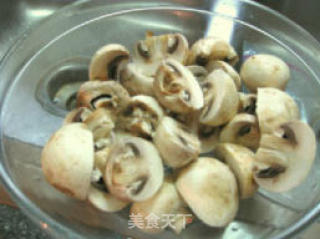 豆腐蘑菇煲的做法步骤：3