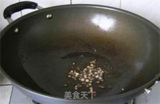 章鱼炒韭葶的做法步骤：3