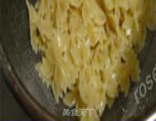 泰式虾仁意粉的做法步骤：4