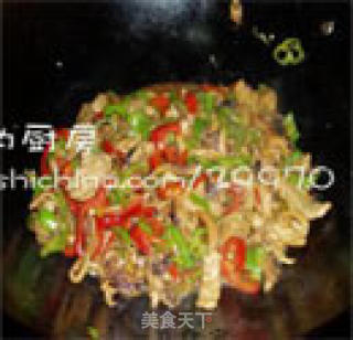 墨鱼炒肉的做法步骤：2