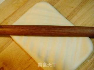 咖喱牛肉酥角的做法步骤：4