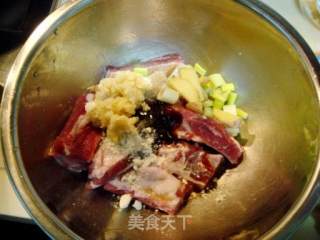 生炸蒜蓉骨的做法步骤：4