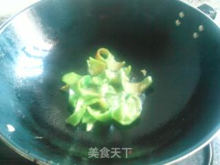 爆炒花甲螺的做法步骤：2
