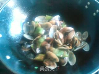 爆炒花甲螺的做法步骤：2