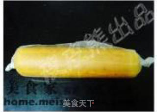 橙汁提子卷的做法步骤：2