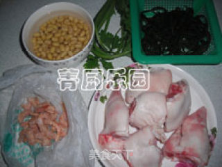 海带黄豆猪蹄海米汤——美味养颜汤的做法步骤：6