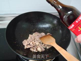 鲜贝露干煸鸭片的做法步骤：3