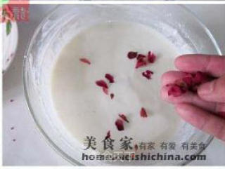 花香酸奶冰激凌的做法步骤：5