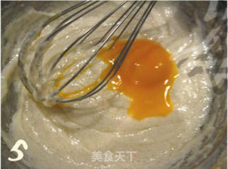 戚风蛋糕卷的做法步骤：2