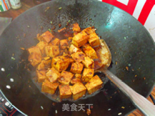 肉酱烧豆腐的做法步骤：3