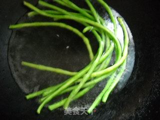 头伏饺子的做法步骤：2