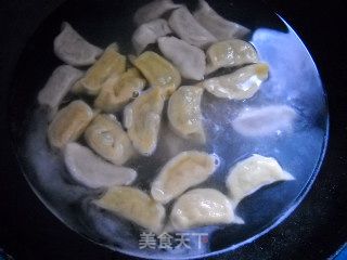头伏饺子的做法步骤：2
