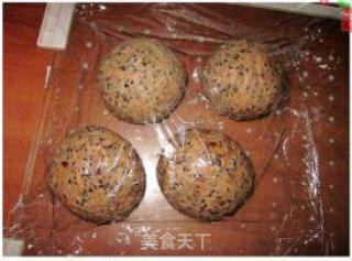 黑芝麻包的做法步骤：4