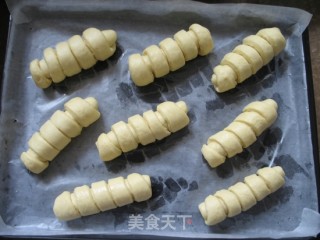 毛毛虫面包的做法步骤：4